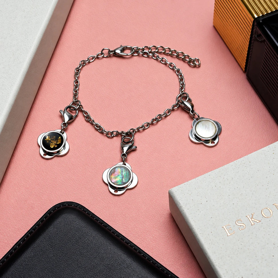 Folé Bracelet / Mother of Pearl, Abalone and Gold Leaf