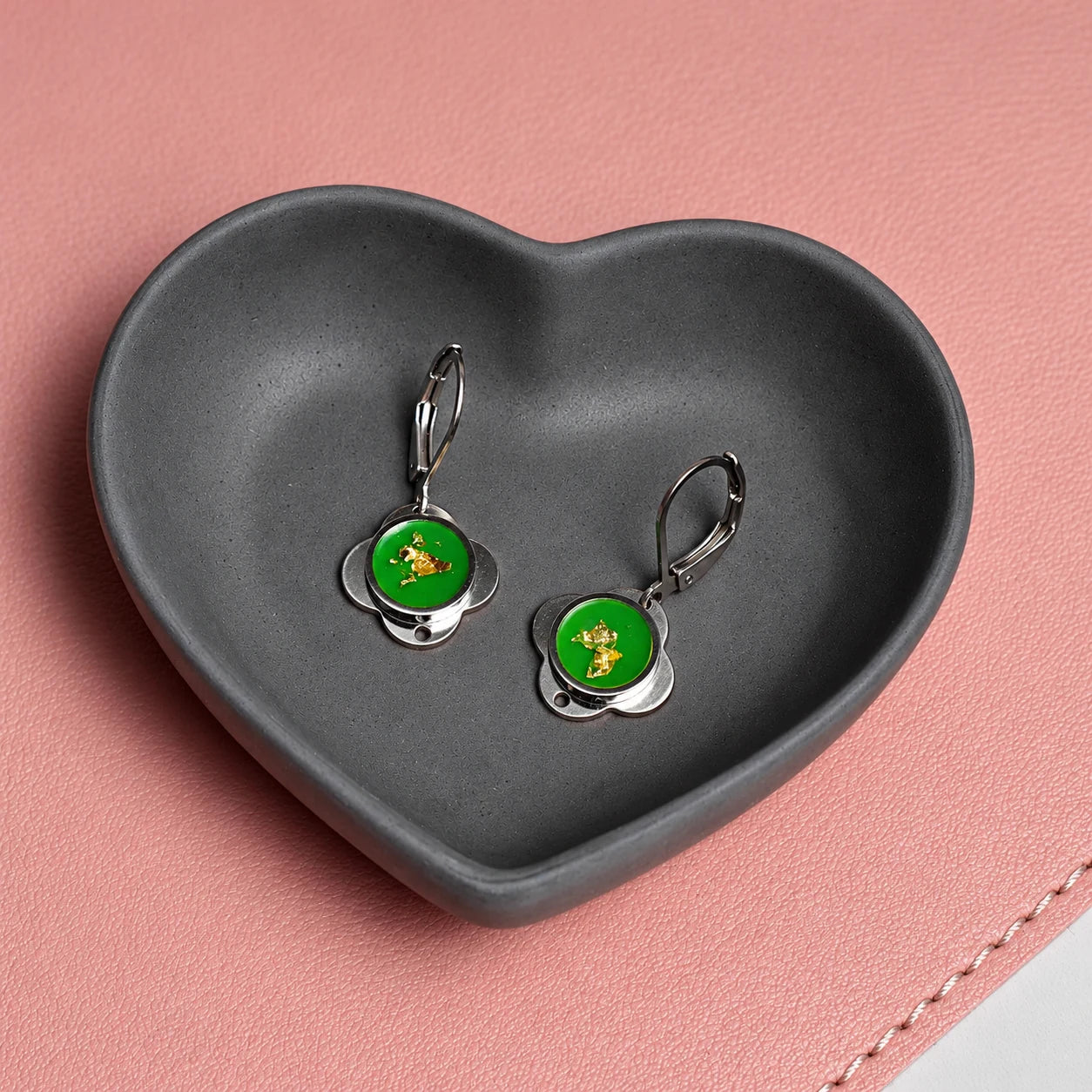 Folé Earrings / Green & gold leaf
